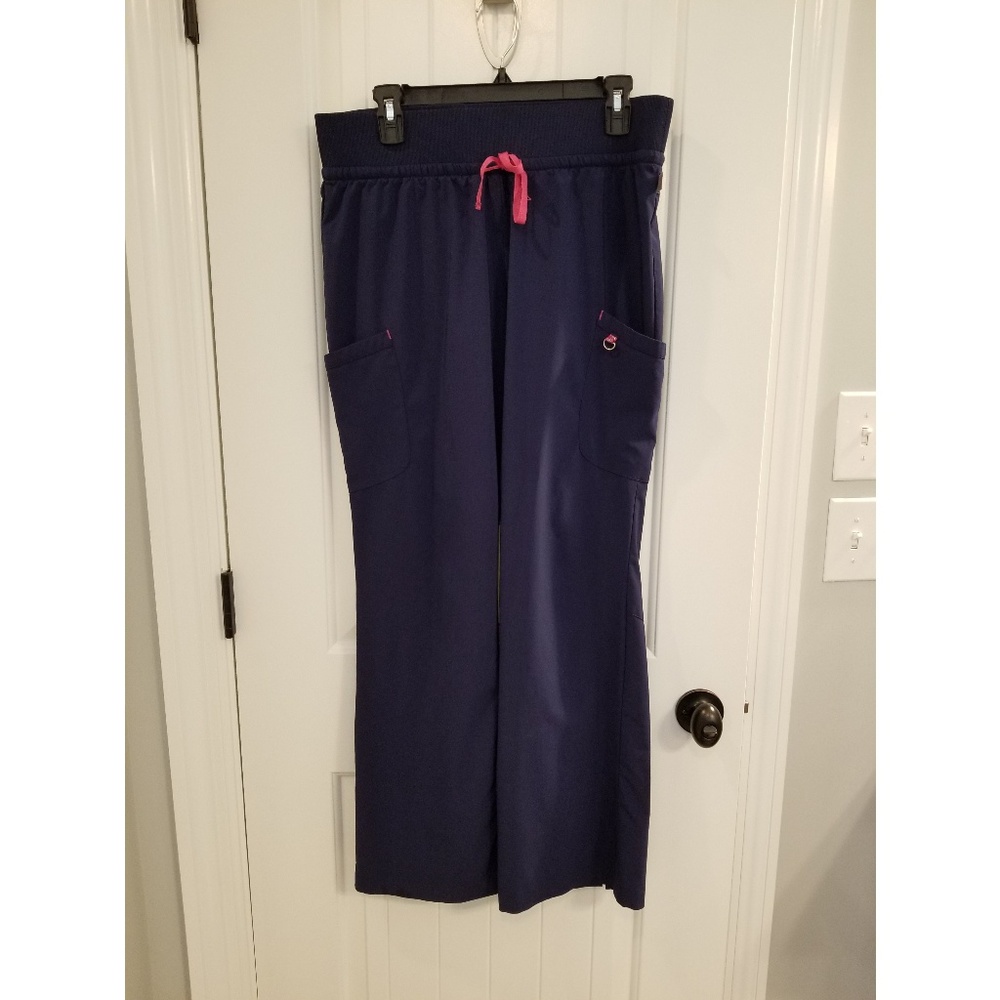 Smitten Scrub Pant